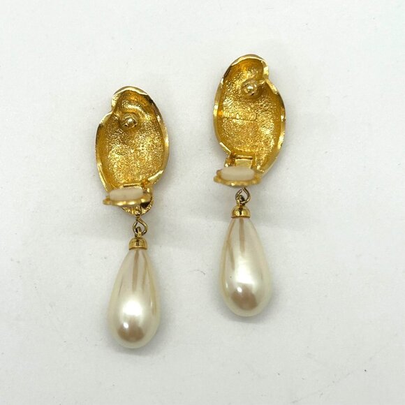 Vintage Faux Pearl Teardrop Earrings Marvella Gold-Tone Clip-On Elegant Bridal - Picture 5 of 12